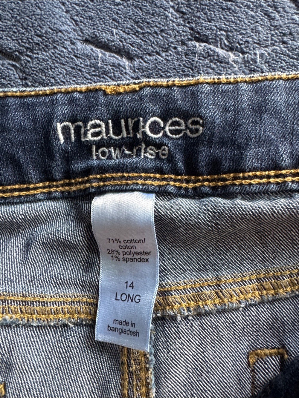 Maurices Women's Medium Blue Bootcut Jeans - Picture 2 of 3